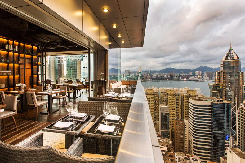 图1-陈德坚:香港Penthouse餐厅设计