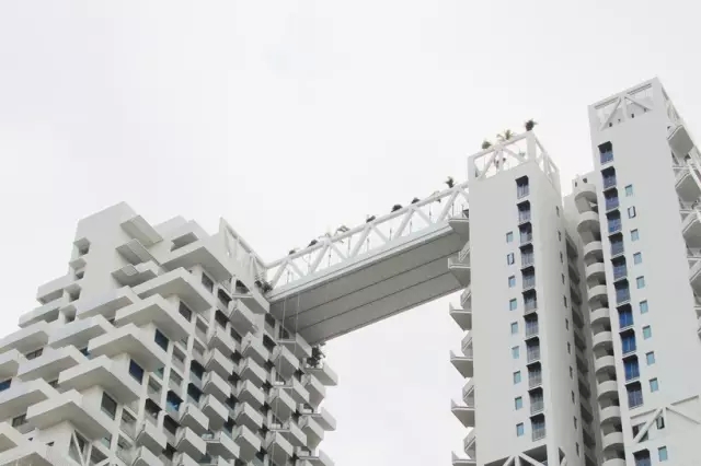 摩西·萨夫迪设计的新加坡天空住宅4.jpg