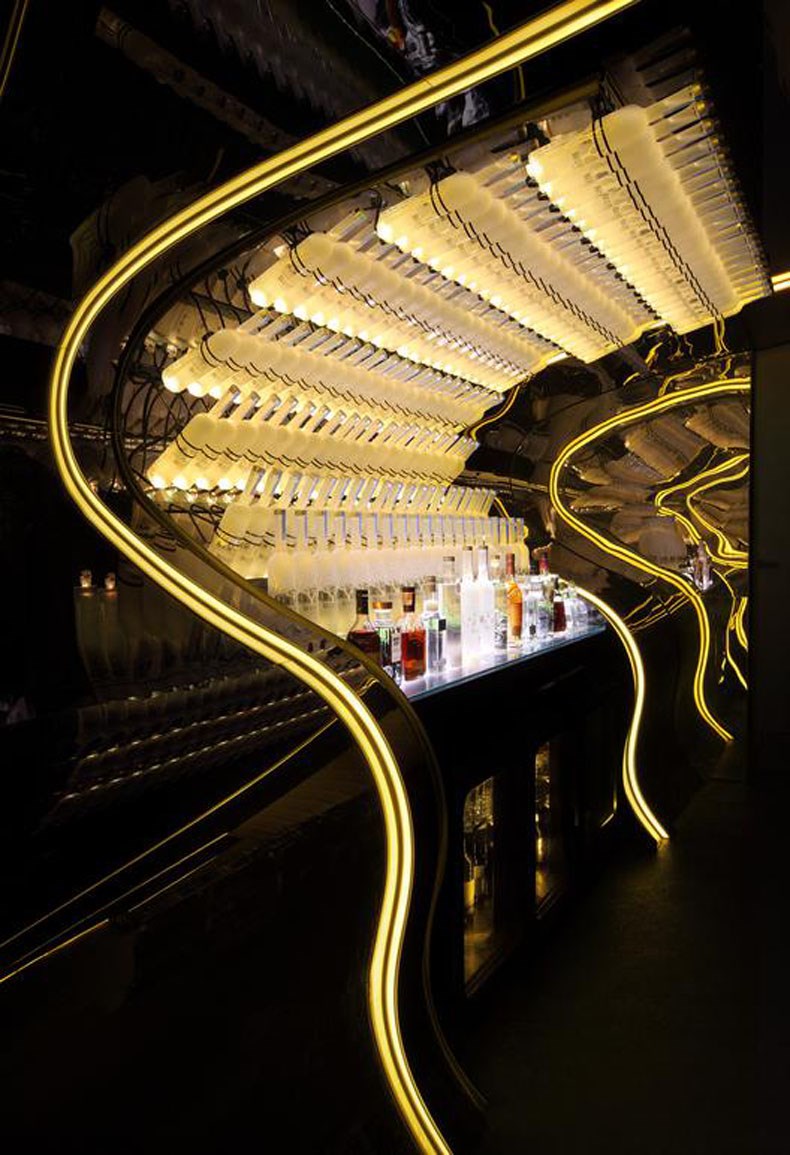墨尔本 Bond酒吧设计11