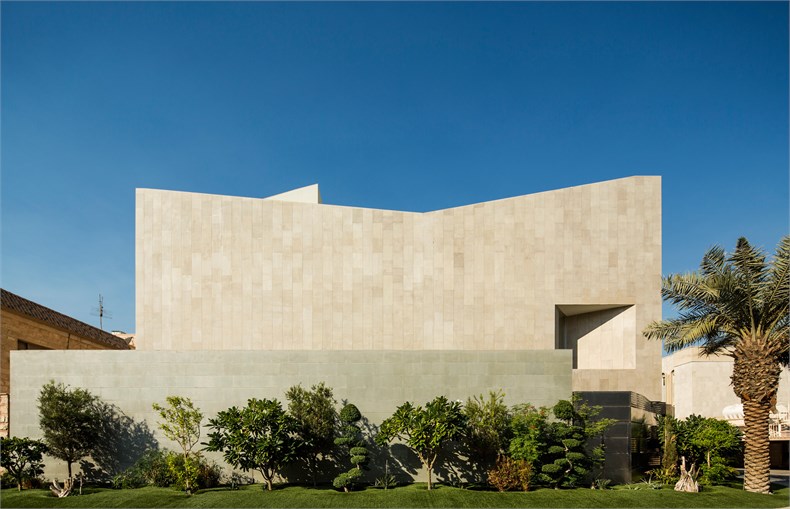 AGI_WALL_HOUSE_KUWAIT_061214_0006.jpg