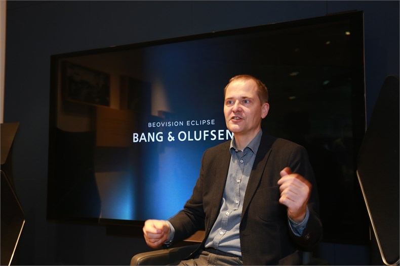 “创意与艺术的碰撞”，Bang & Olufsen主创设计师Torsten Valeur发布新品-02