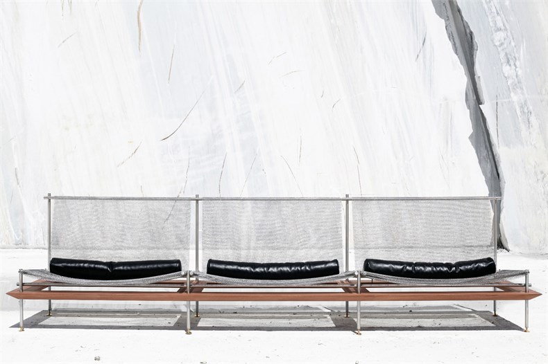 MOJ18_Atelier LAVIT - ATEM modular sofa Nilufar Gallery 1 ©MarcoLavitNicora copie.jpg
