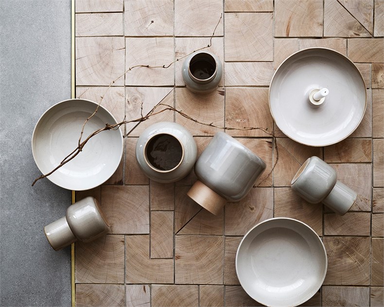 MOJ18_CECILIE MANZ - EARTHENWARE - FRITZ HANSEN - PHOTO CREDITS- FRITZ HANSEN.jpg