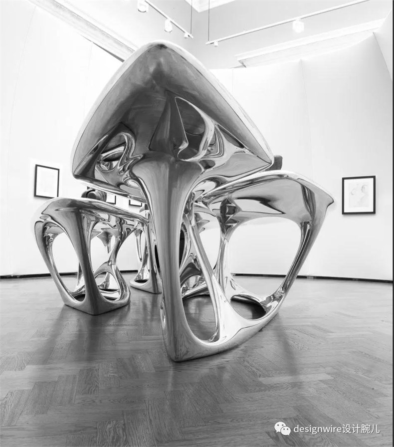 Hauser & Wirth Table