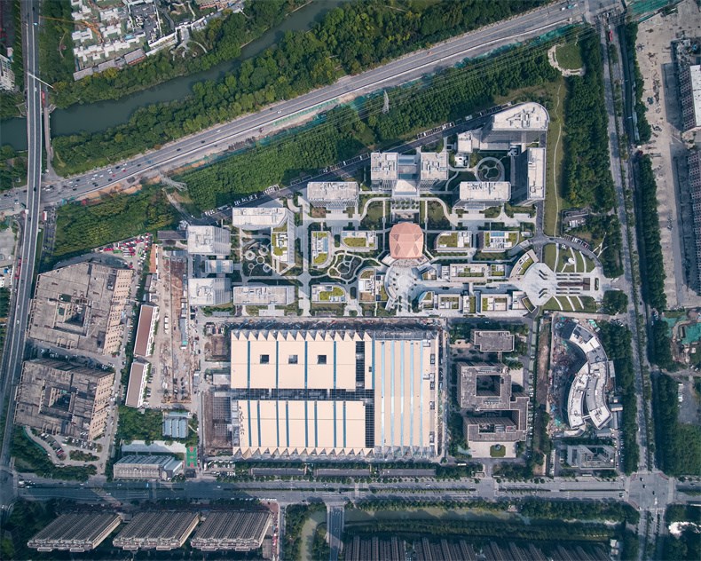 06 园区鸟瞰（厂房更新及西地块尚未完成时）Overview of the park ( the renewal of the factory and the west parcel haven't completed）©shiromio studio.jpg