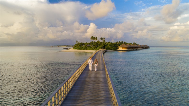 Bridge - couple walking.jpg