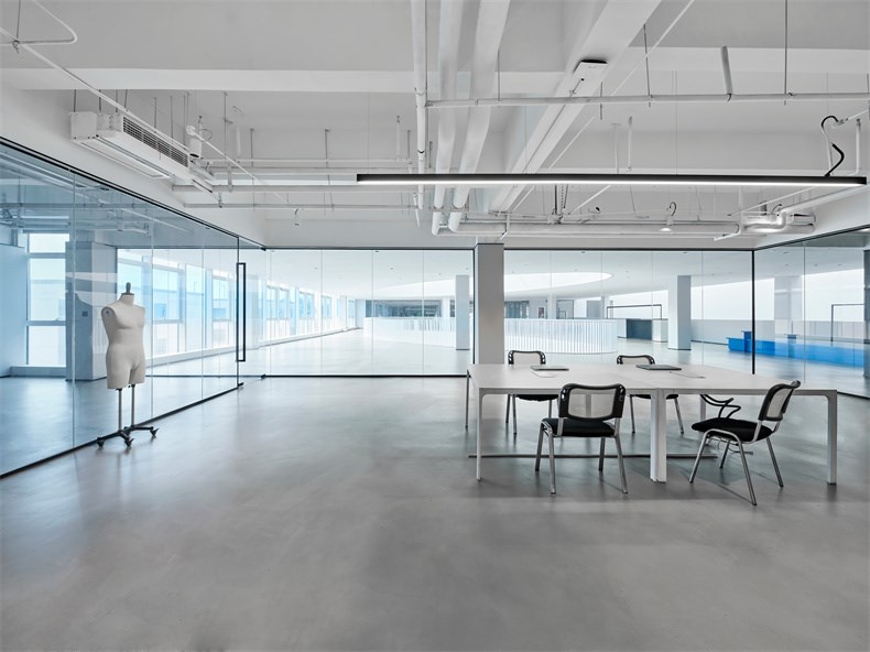 41 Office-Brloote-Headquarter---Greater-Dog-Architects.jpg