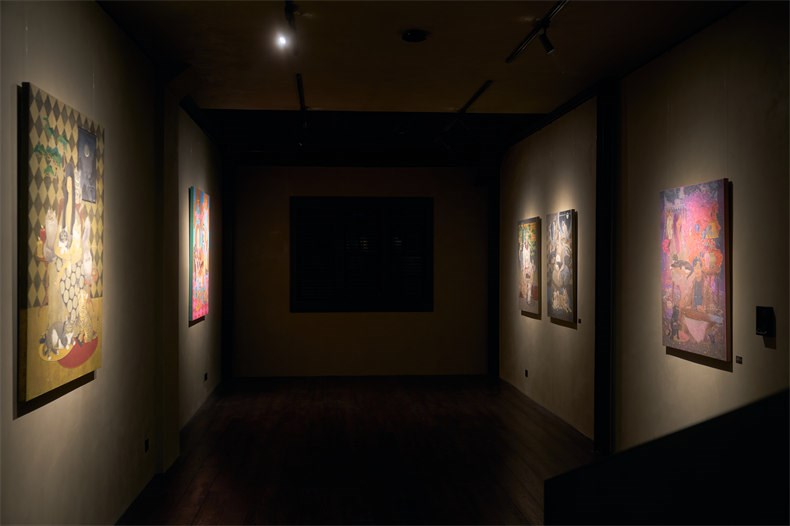 MAISON UMA WANG 三楼 - 艺术家官纯个展现场2.jpg