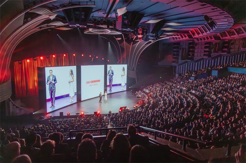 iF_AwardCeremony-5.jpg
