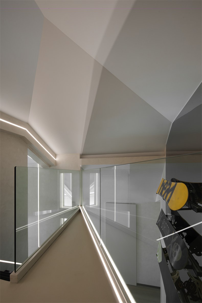 5J1A8561.jpg