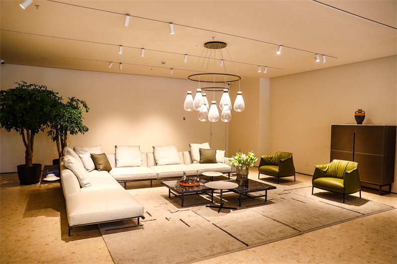 Poltrona Frau 杭州旗舰店会客空间展示区域 1.jpg