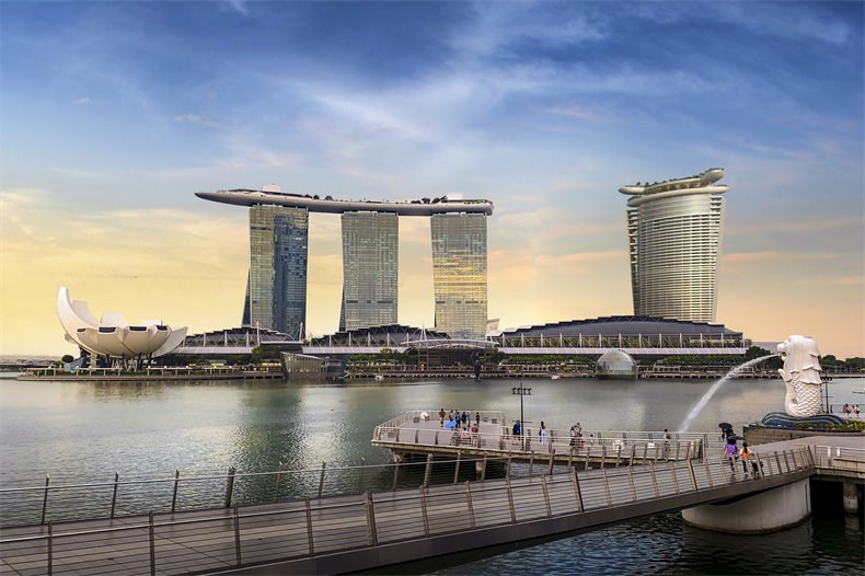 View of Las Vegas Sands' new ultra-luxury development in Singapore from across the bay_credit to Safdie Architects.jpg