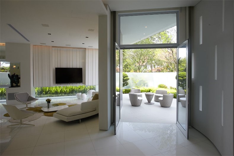 Singapore_Bracket House.jpg